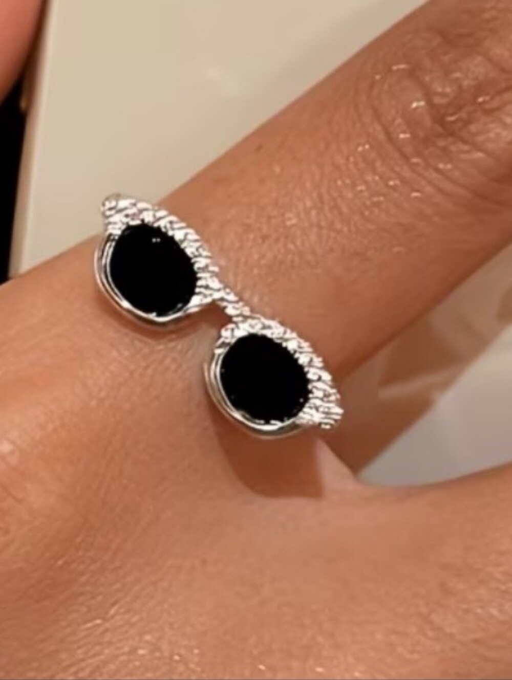 New ADJUSTABLE Black Sunglasses Ring With Crystals.